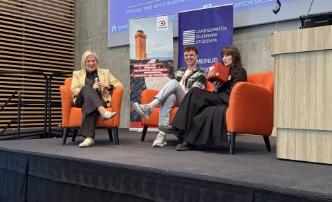 Ms Halla Tómasdóttir, President of Iceland, with Aðalbjörn Jóhannsson, President of SHA, and Lísa Ma&hellip;